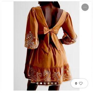 NWT Express Embroidered Eyelet V-Neck Tie
Back Poplin Mini Dress size M